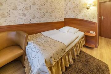 Фото номера Небольшой одноместный номер Отель Hotel Doris г. Оборники 4